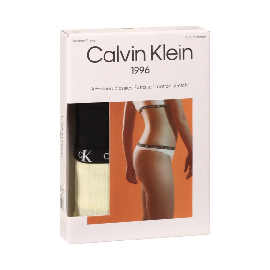 2PACK ženske tange Calvin Klein višebojan (QD3990E-BP5)